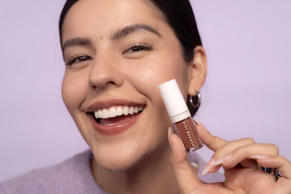 YIYI Beauty Soft Kiss Lip Oil